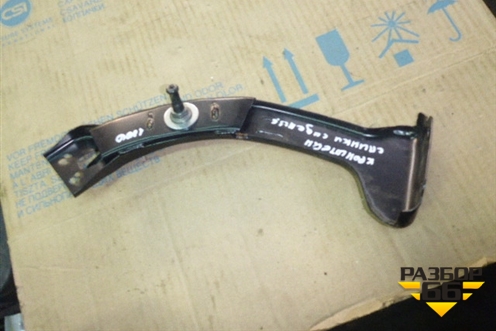 Кронштейн спинки сидения задний правый (13222742) для Opel Zafira B с 2005-2012г (Зафира Б)