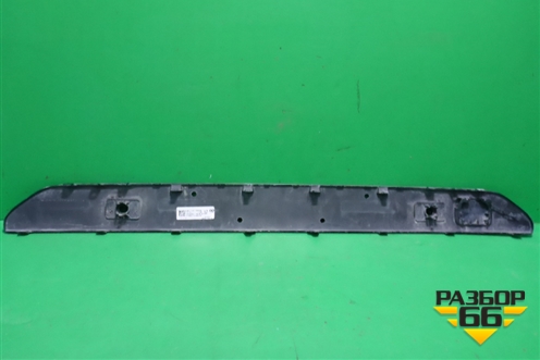 Накладка переднего бампера (51118090085) для BMW X7 G07 с 2018г (Х7 Г07)