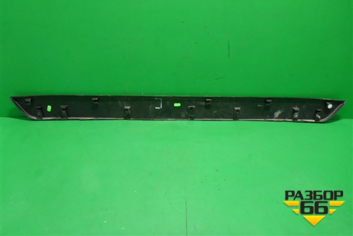 Накладка двери багажника (768020R070) для Toyota Rav-4 с 2018г (Рав 4)