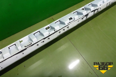 Накладка на порог наружная правая (768506677R) для Nissan Terrano с 2014г (Терано)