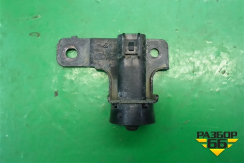 Выключатель концевой на капот для Kia Optima с 2010-2015г (Оптима 3)