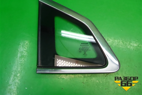 Стекло глухое левое (2015г) (833134EA0A) для Nissan Qashqai (J11E) с 2013г (Кашкай)