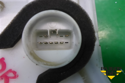 Замок двери передней правой (8220179J41) для Suzuki SX4 с 2006-2013г (СХ4)