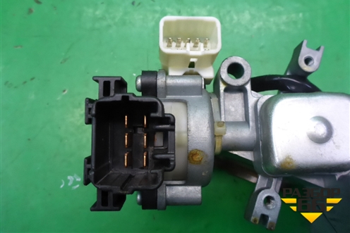 Замок зажигания (2 ключа) для Suzuki SX4 с 2006-2013г (СХ4)