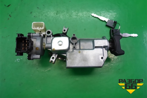 Замок зажигания (2 ключа) для Suzuki SX4 с 2006-2013г (СХ4)