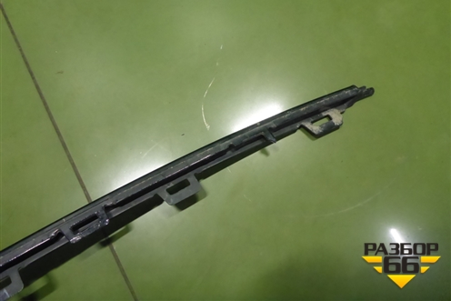 Накладка заднего бампера (после 2015г) (6RF853835) для Volkswagen Polo (седан) с 2010г (Поло)