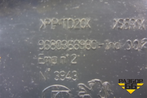 Молдинг лобового стекла левый нижний (9680366980) для Peugeot 408 с 2012г