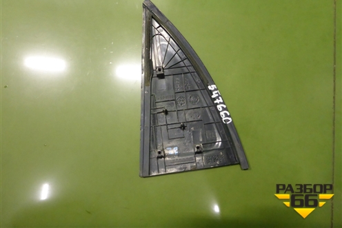 Накладка двери задней правой (уголок) (96604558) для Chevrolet Lanos с 2004г (Ланос)