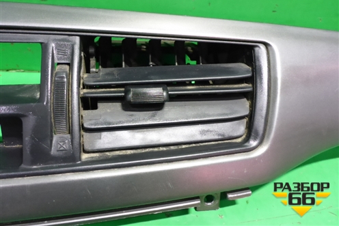 Накладка на торпедо (MR532228) для Mitsubishi Lancer-9  с 2003-2008г (Лансер)