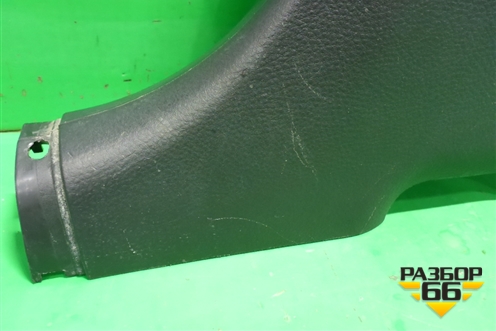 Обшивка стойки центральная нижняя правая (MR444208) для Mitsubishi Lancer-9  с 2003-2008г (Лансер)