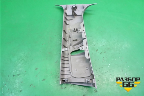 Обшивка стойки центральная верхняя правая для Ford Fusion с 2002г (Фьюжн)