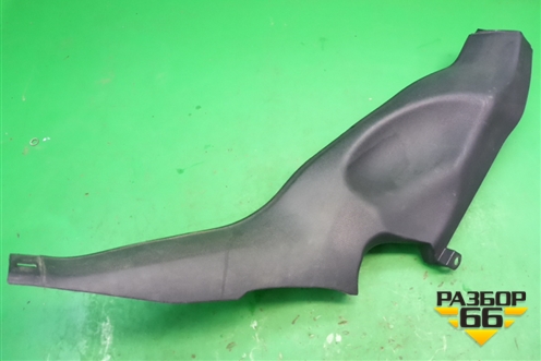 Обшивка стойки задняя нижняя правая для Ford Fusion с 2002г (Фьюжн)