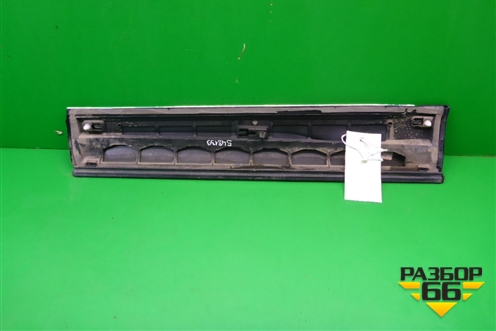 Накладка двери задней правой (после 2012г крашеная) (8R0853970L) для Audi Q5 c 2008-2017г (Ку 5)