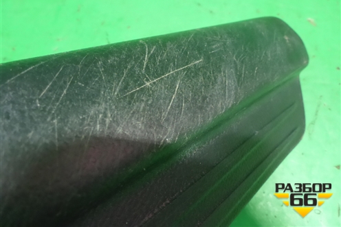 Накладка порога внутренняя переднего правого (MR417192) для Mitsubishi Lancer-9  с 2003-2008г (Лансер)