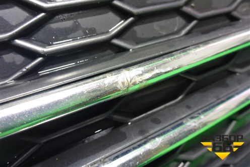 Решетка в передний бампер левая (S-Line) (8W0807681F) для Audi A4 (В9) с 2015г (А4)