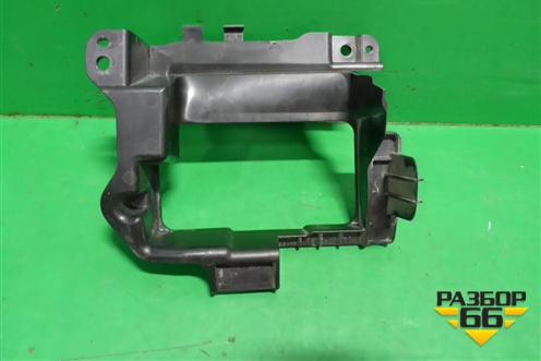 Кронштейн накладки (двери багажника левый после 2017г) (7682660110) для Toyota Land Cruiser Prado(150) с 2009г (Ленд Крузер Прадо)