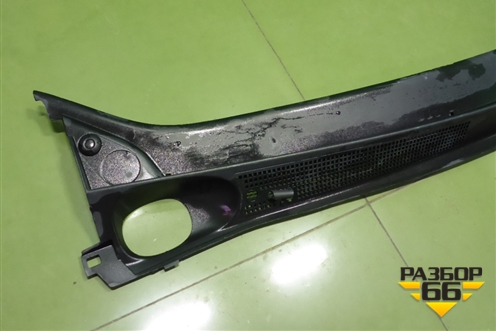 Решетка стеклоочистителей (668115673R) для Renault Logan II с 2012г (Логан)