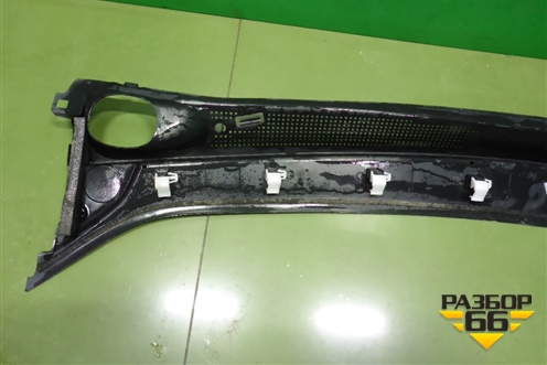 Решетка стеклоочистителей (668115673R) для Renault Logan II с 2012г (Логан)