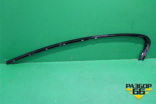 Накладка двери задней правой На рамку седан (51357390126) ( 739012614) для BMW 5-серия G30 с 2017г