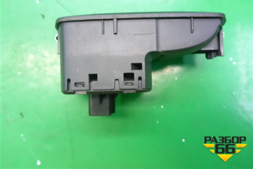 Кнопка стеклоподъёмника передняя правая (13189333) для Opel Corsa D с 2006-2014г (Корса Д)