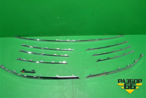 Накладка на решетку радиатора комплект (после 2019г) для Volkswagen Transporter T6 с 2015г (Транспортер Т6)