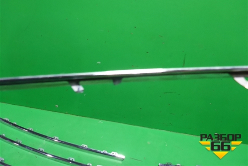 Накладка на решетку радиатора комплект (после 2019г) для Volkswagen Transporter T6 с 2015г (Транспортер Т6)