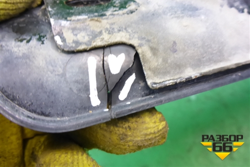 Накладка переднего бампера центральная для Mercedes Benz TRUCK Axor 2 с 2004г (Аксор)