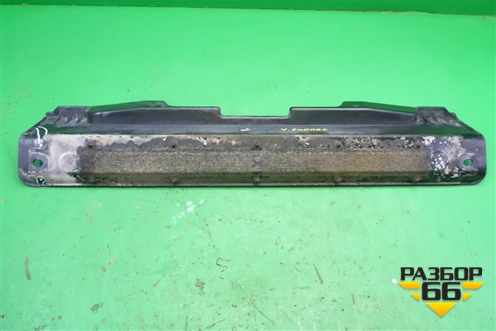 Накладка переднего бампера центральная для Mercedes Benz TRUCK Axor 2 с 2004г (Аксор)