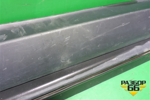 Накладка двери задней правой (7507548140) для Lexus RX 350 c 2015г (РХ)