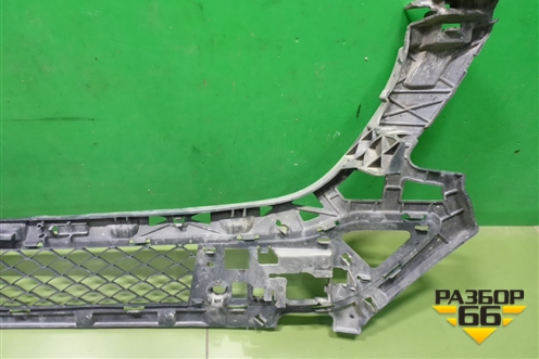 Кронштейн переднего бампера центральный (под парктроник) (A1668853965) для Mercedes Benz GLS-Klass X166 с 2015г (ГЛС)