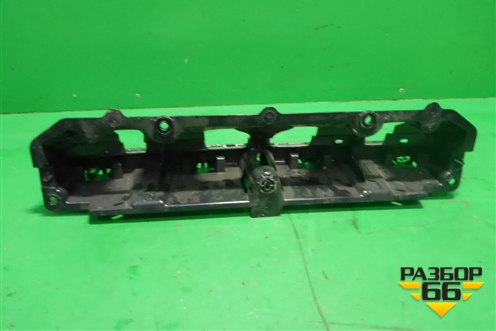 Кронштейн заднего бампера (51128069250) для BMW X5 G05 с 2018г (Х5 Г05)