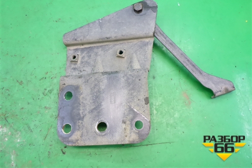 Кронштейн радиатора правый  верхний (1530607) для Scania 5 P Series с 2004-2016г