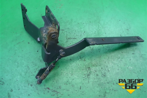 Петля капота правая  (нижняя) для Scania 5 P Series с 2004-2016г