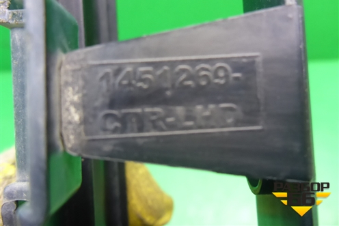 Решетка стеклоочистителей  центральная (1451269) для Scania 5 P Series с 2004-2016г