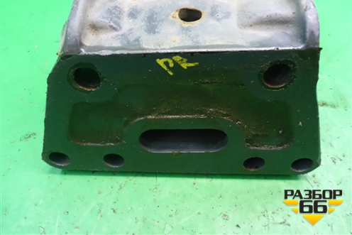 Кронштейн реактивной тяги правый  передний (1355288) для Scania 5 P Series с 2004-2016г