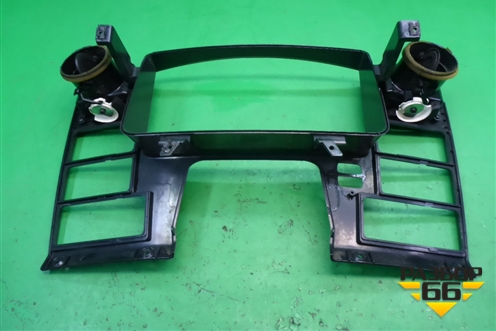 Накладка на щиток приборов  с дефлекторами (1728037) для Scania 5 P Series с 2004-2016г