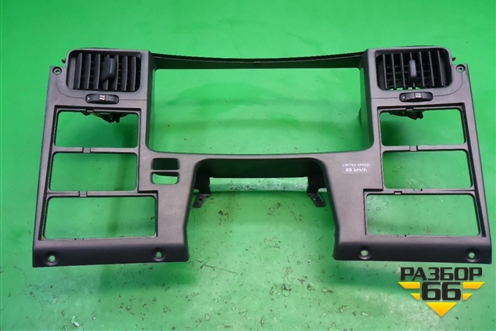 Накладка на щиток приборов  с дефлекторами (1728037) для Scania 5 P Series с 2004-2016г