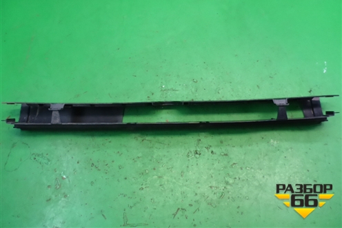 Решетка стеклоочистителей  центральная (1451269) для Scania 5 P Series с 2004-2016г