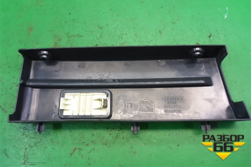 Накладка подножки левой  (1501342) для Scania 5 P Series с 2004-2016г