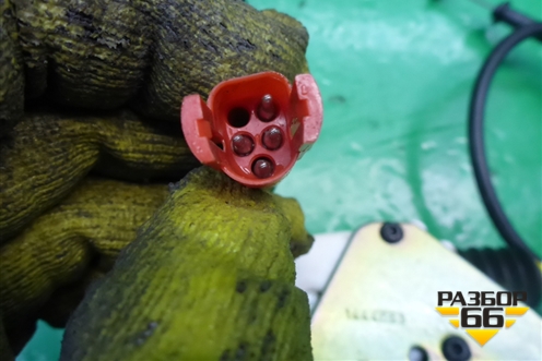 Замок двери правой  (1444665) для Scania 5 P Series с 2004-2016г