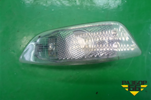 Плафон салонный (левый в обшивку двери) для Scania 5 P Series с 2004-2016г