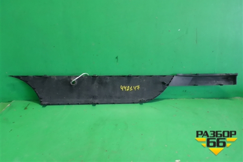 Решетка в капот правая  (верхняя) (A9408880723) для Mercedes Benz TRUCK Axor 2 с 2004г (Аксор)