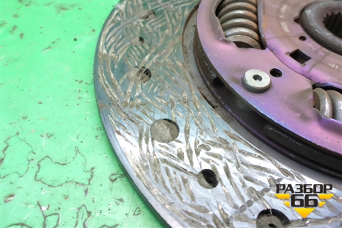 Диск сцепления (1.6л 4G18) (MBD006UF) для Mitsubishi Lancer-9  с 2003-2008г (Лансер)