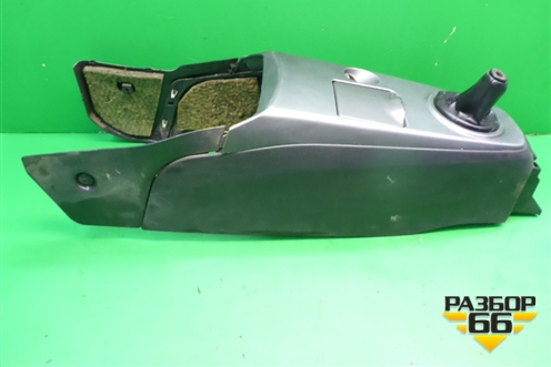 Консоль (под механику) (MR532835) для Mitsubishi Lancer-9  с 2003-2008г (Лансер)