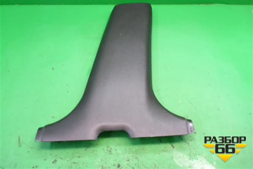 Обшивка стойки центральная нижняя правая (MR444208) для Mitsubishi Lancer-9  с 2003-2008г (Лансер)
