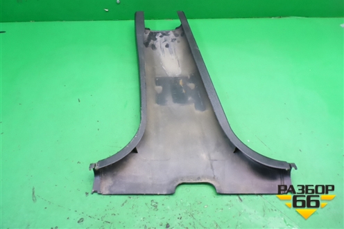 Обшивка стойки центральная нижняя правая (MR444208) для Mitsubishi Lancer-9  с 2003-2008г (Лансер)