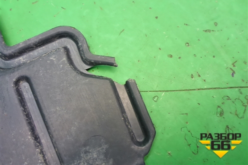 Пыльник двигателя боковой левый (MR479039) для Mitsubishi Lancer-9  с 2003-2008г (Лансер)