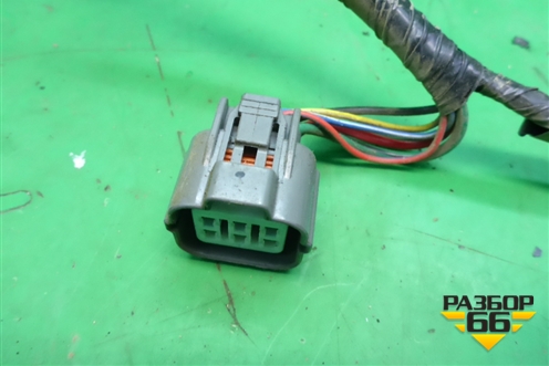 Проводка двери задней левой для Mitsubishi Lancer-9  с 2003-2008г (Лансер)