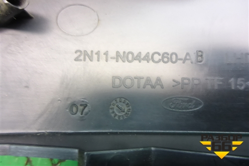 Накладка на торпедо (боковая левая) (2N11H044C60AB) для Ford Fusion с 2002г (Фьюжн)