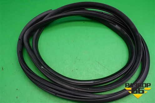 Уплотнитель двери передней правой для Hyundai Elantra 3 (XD) с 2000-2010г (Элантра)